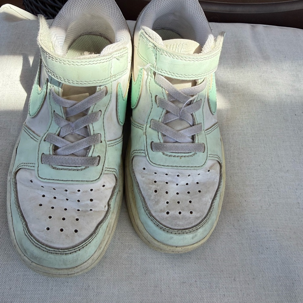 Nike Kids' Light Green and White Sneakers